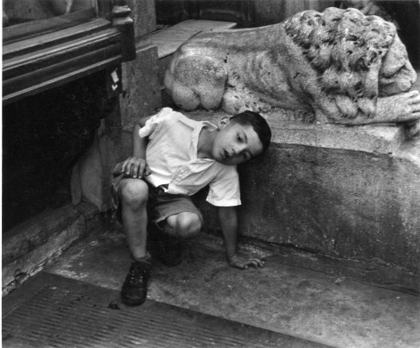 Helen Levitt NYC, circa 1940