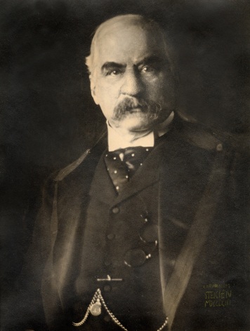 Edward J. Steichen J. Pierpont Morgan, Esq., 1903  gum bichromate over platinum print