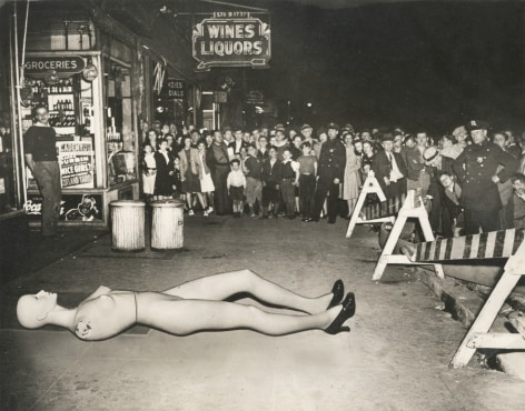 Weegee Crowd with Mannequin, ca. 1940
