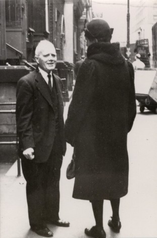 Helen Levitt NYC, circa 1942