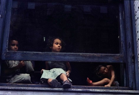 Helen Levitt NYC kids in window
