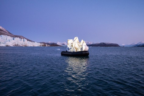 79°00.5’N-012°09.9’E