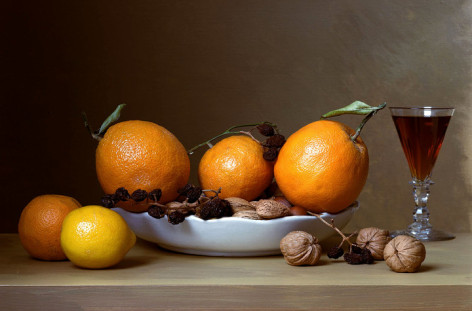 Early American, Still Life with Oranges, 2008. Chromogenic print,&nbsp;13 3/4&nbsp;x 20&nbsp;1/4&nbsp;inches.