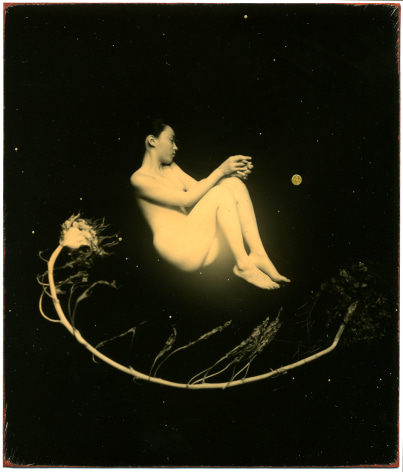 Masao Yamamoto,&nbsp;Untitled #1414&nbsp;from the series&nbsp;Nakazora. Hand-toned gelatin silver print with gold paint,, 4 x 3 1/2 inches.