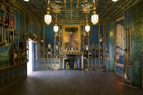 Installation shot of&nbsp;Darren Waterston&#039;s Filthy Lucre: Whistler&#039;s Peacock Room Reimagined, on display&nbsp;at Victoria &amp;amp; Albert Museum, London, U.K.