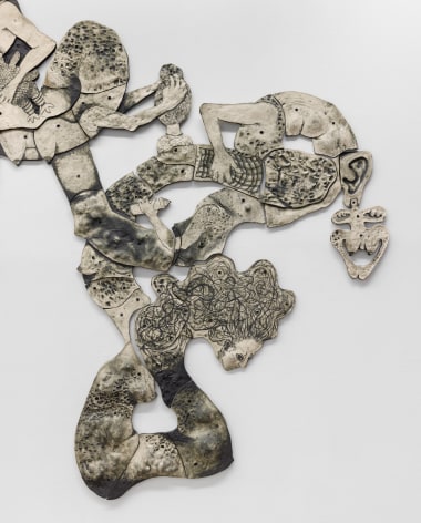 Porcelain sculpture by Gabriela Vainsencher