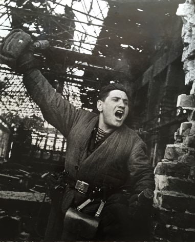 On the assault!&nbsp;Stalingrad, 1942