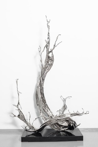 Zheng Lu, Jin Bo, 2017, stainless steel, 69.7 x 31.5 x 44.9 inches/177 x 80 x 114 cm