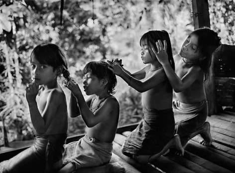 Sebasti&atilde;o Salgado, Mentawai girls, Siberut island, Indonesia, 2008, gelatin silver print, 20 x 24 inches. &copy; Sebasti&atilde;o Salgado/Amazonas Images