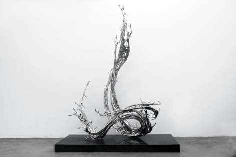 Jin Bo, 2017, stainless steel, 69.7 x 31.5 x 44.9 inches/177 x 80 x 114 cm