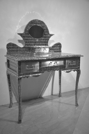 Tayeba Lipi, Once Upon A Time, 2018, stainless steel made razor blades