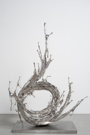 Zheng Lu, Water in Dripping – Cang Wave, 2024, stainless steel, 118 x 100 x 170 cm (46.5 x 39.4 x 66.9 inches)