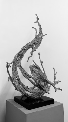 Zheng Lu, Silver River, 2023, stainless steel, 47.25 x 27.5 x 19.75 inches/120 x 70 x 50 cm