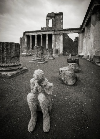 Kenro Izu