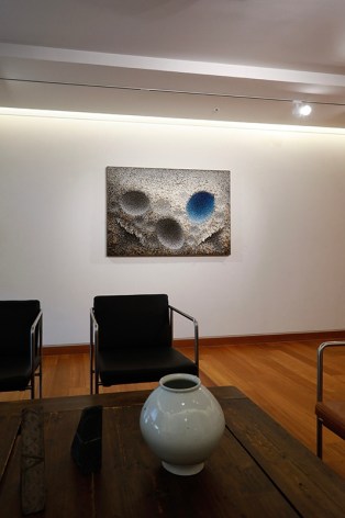 Chun Kwang Young, Aggregation 11 - MY035 Blue, 2011, mixed media with Korean mulberry paper