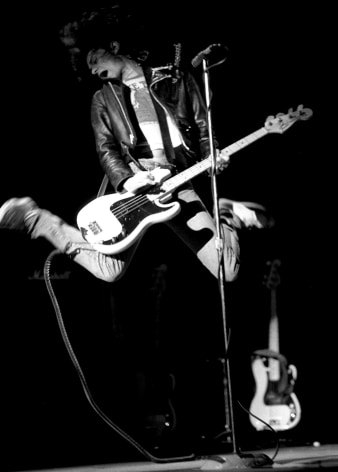 Janette Beckman, Dee Dee Ramone, Hammersmith Odeon, London, 1981