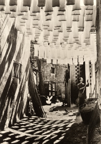 George Rodger - The Wool Suq in Tunis, 1958