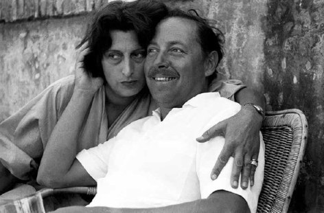 Anna Magnani and Tennessee Williams, Tor San Lorenzo (Roma), 1955