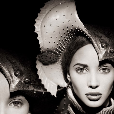Christy Turlington, Manta Ray -&nbsp;The Surreal Thing, Series, New York, 1987, Archival Pigment Print