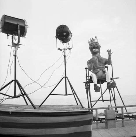 Giant on the set of Du c&ocirc;t&eacute; de la c&ocirc;te, Nice, France, 1958, Silver Gelatin Photograph