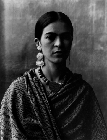 Imogen Cunningham Frida Kahlo, Painter 3, 1931