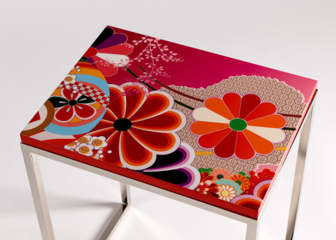 Kiku, High Gloss Side Table