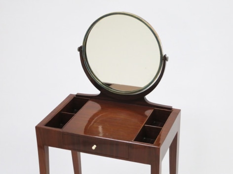 ruhlmann vanity