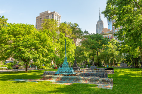 Leonardo Drew, City in the Grass, 2019. Installation view in Madison Square Park, New York. Aluminum, sand, wood, cotton and mastic, 102 x 32 feet. Collection the artist, courtesy Talley Dunn Gallery, Galerie Lelong &amp; Co. and Anthony Meier Fine Arts. Photo Credit: Hunter Canning/