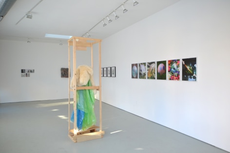 Installation view Nude Model