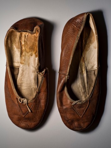 Henry Leutwyler ,