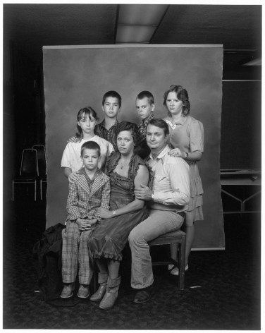 Leon Borensztein, Parents with Five Children, Bakersfield, California, 1983