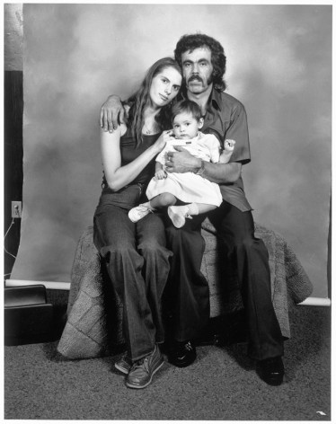 Leon Borensztein, Parents with Little Girl, Santa Rosa, California, 1979-1989
