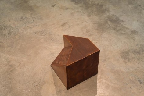 Antonio Liz&aacute;rraga, Sem t&iacute;tulo, 1991. Brazilian Freij&oacute; wood (walnut), 12 5/8 x 12 5/8 x 12 5/8 in.