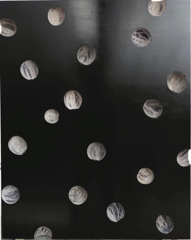 Osculum 19, 2018. Lacquer, gourd cups on MDF, 48 13/32 x 39 11/32 x 2 11/32 in. (123 x 100 x 6 cm.)