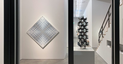 The Grid in Modern Latin American Art exhibition at Sicardi Ayers Bacino, 2020.