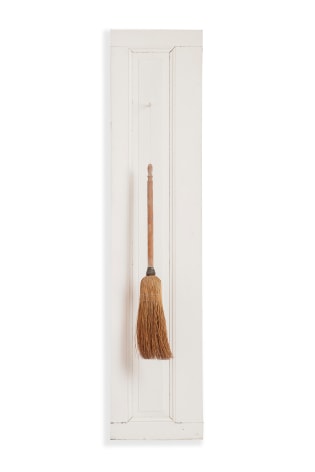 Alejandro Otero, La escoba [The Broom], 1962. Mixed media on wood, 67 11/16 x 14 15/16 in.&nbsp;