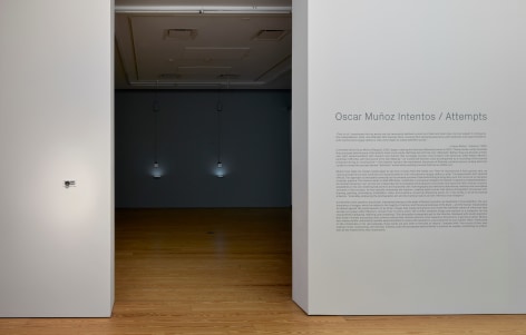 Installation view of Oscar Mu&ntilde;oz: Intentos / Attempts at Sicardi | Ayers | Bacino, 2022.