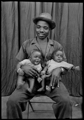 Seydou Ke&iacute;ta, Untitled Portrait. 1952 - 1955&nbsp;