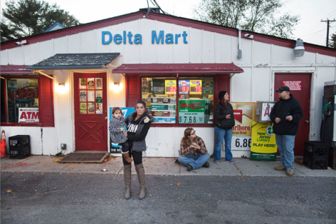  Danna Singer, 	Delta Mart, 2015&nbsp;