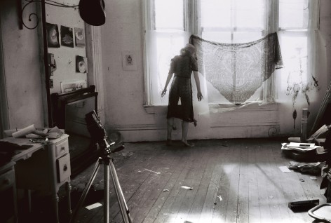 GEORGE LANGE, Francesca Woodman.&nbsp;Providence, Rhode Island. 1976&nbsp;