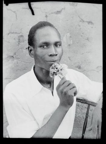 Seydou Ke&iacute;ta, Self-Portrait. ca. 1955&nbsp;