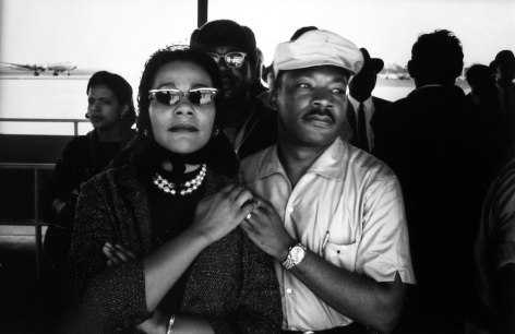 Dan Budnik&nbsp; Coretta Scott King and Martin Luther King Jr., Municipal Airport, Alabama,&nbsp;March 24, 1965