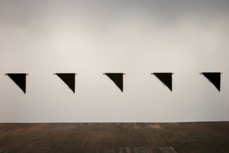 Helen Mirra: Waulked, &ndash; installation view 2