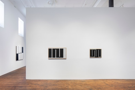 Julije Knifer: Works from 1950 to 2004, installation view