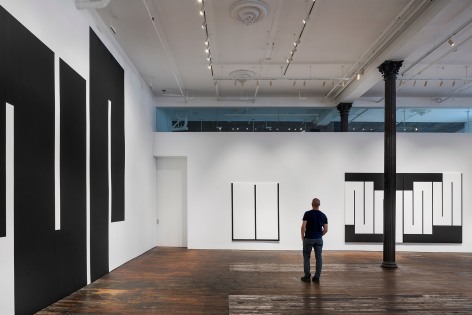 Julije Knifer: Works from 1950 to 2004, installation view