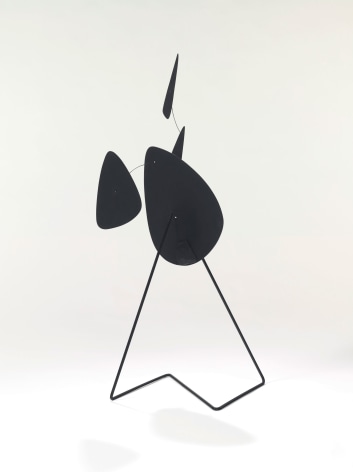 Alexander Calder, Spherical Triangle (maquette),&nbsp;1938, Sculpture: Stabile: painted sheet metal and wire
