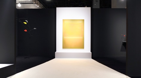 Installation view of Art Basel | Miami Beach 2018, booth A4. Photography by Studio MDA.  &copy; 2018 Calder Foundation, New York / Artist Right Society (ARS), New York. &copy;Helly Nahmad Gallery NY.