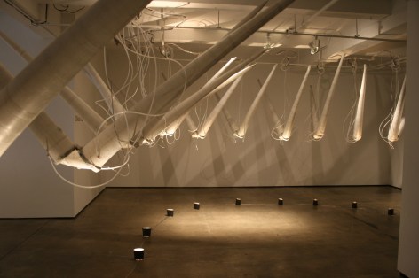 Chico MacMurtrie: Inflatable Architectural Body
