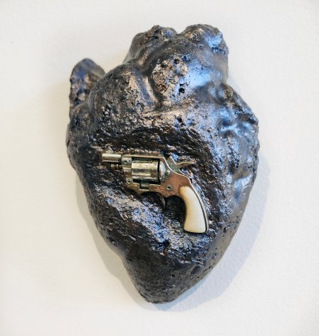 Celia Eberle, Gun, 2024