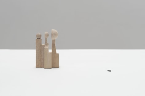 Kenji Ide, The time of a shadow, Matthew Brown, Los Angeles, 2025. Installation view., (Photo: Paul Salveson)